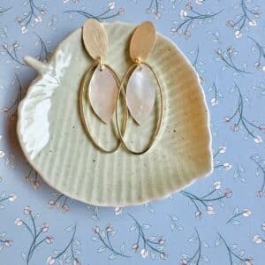 Boucles d'oreille Navette nacre