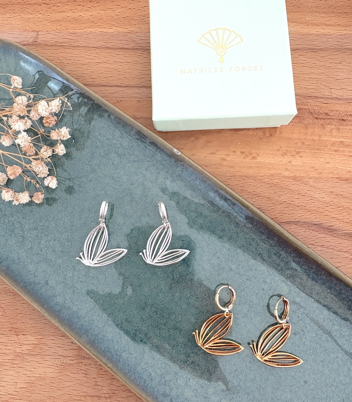 Boucles d'oreille Devin - plaqué or – Image 5