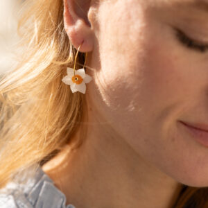 creole fleurs blanches et jaunes style boheme chic ultra legeres