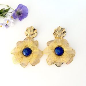 boucles d'oreilles xxl dorées à l'or fin et très légères personnalisables avec 8 couleurs au choix style mariage et grandes occasions